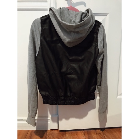 NWOT Black and Grey Zip Up Jacket - Picture 2 of 2